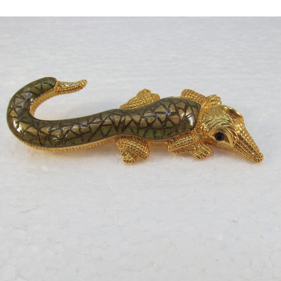 Gold Toned Alligator Brooch with Green Enamel Detailing - Picture 10 of 11